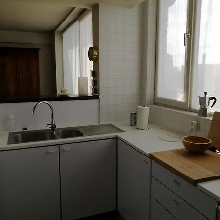 Park View Penthouse With Sunny Large Terraces דירה